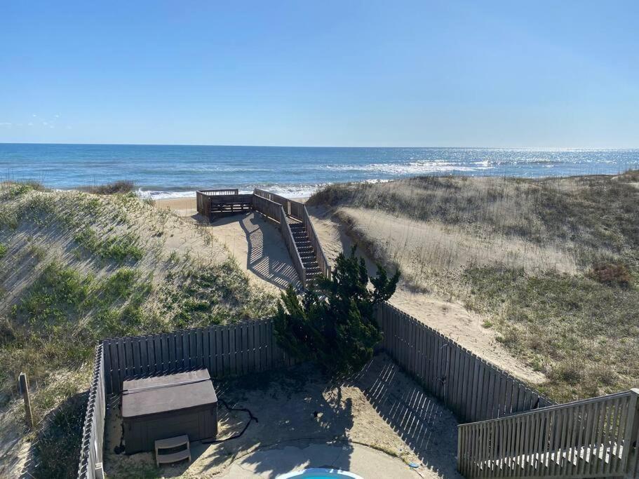 Holiday home Hammerheads Hideaway! Oceanfront, Nags Head! Free Pool Heat April & May! Nags Head
