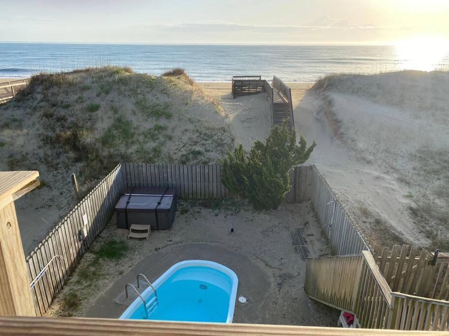 Holiday home Hammerheads Hideaway! Oceanfront, Nags Head! Free Pool Heat April & May! *