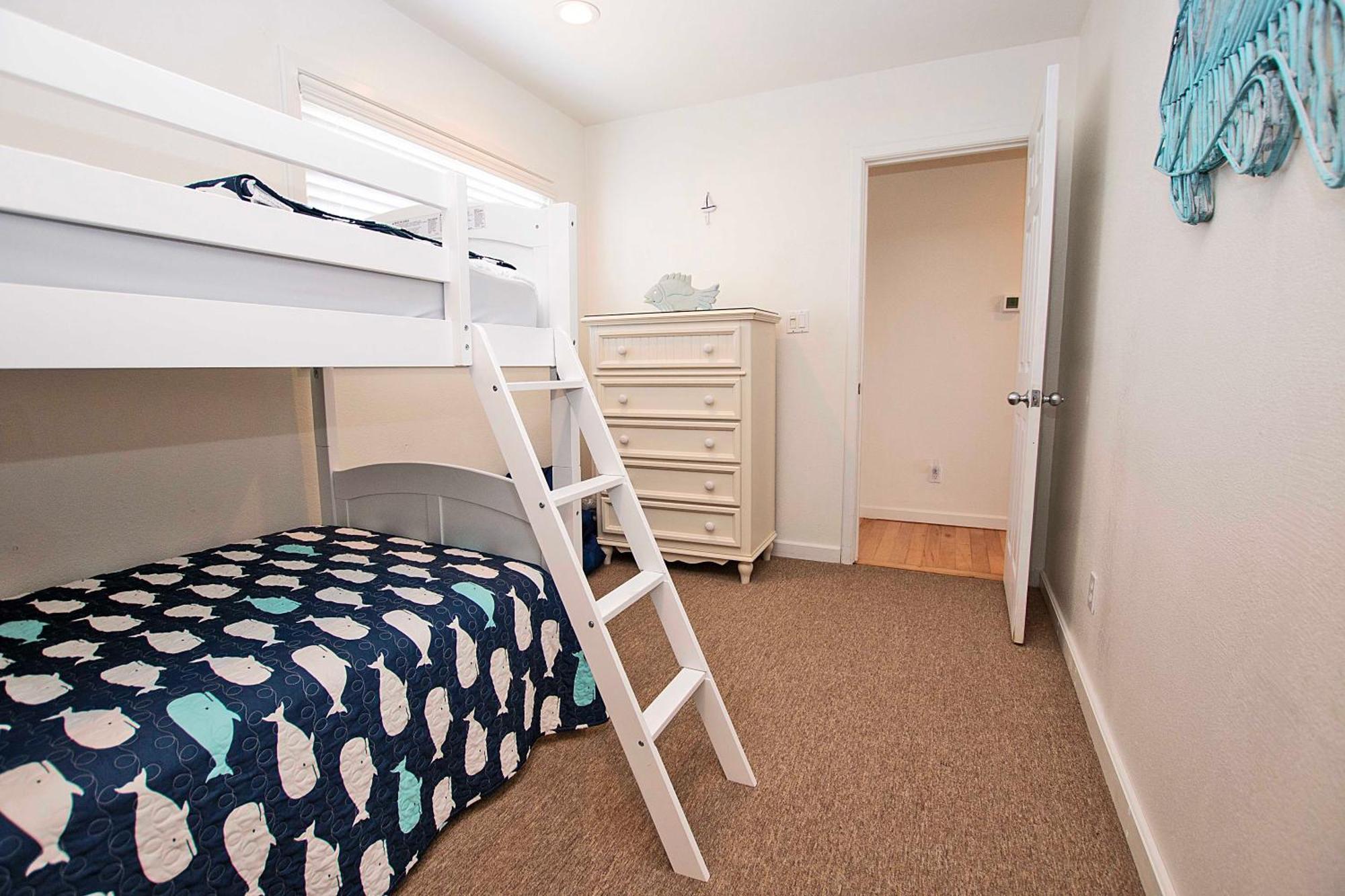 Nh301, Driftwood Dreaming- Hot Tub, Oceanside, Close To Ocean!