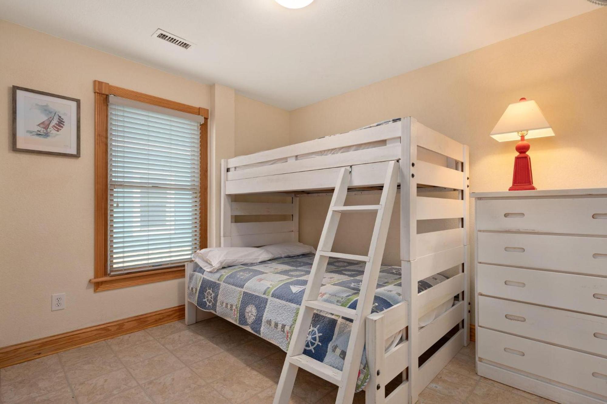 Nh205 Celestial Shore Holiday home