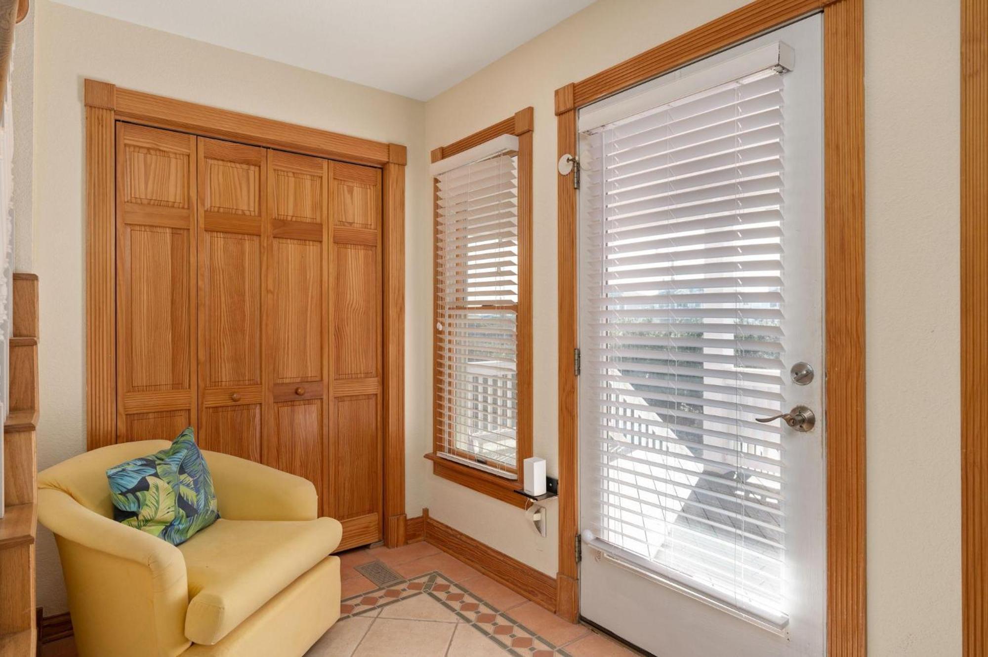 Nh205 Celestial Shore Holiday home *