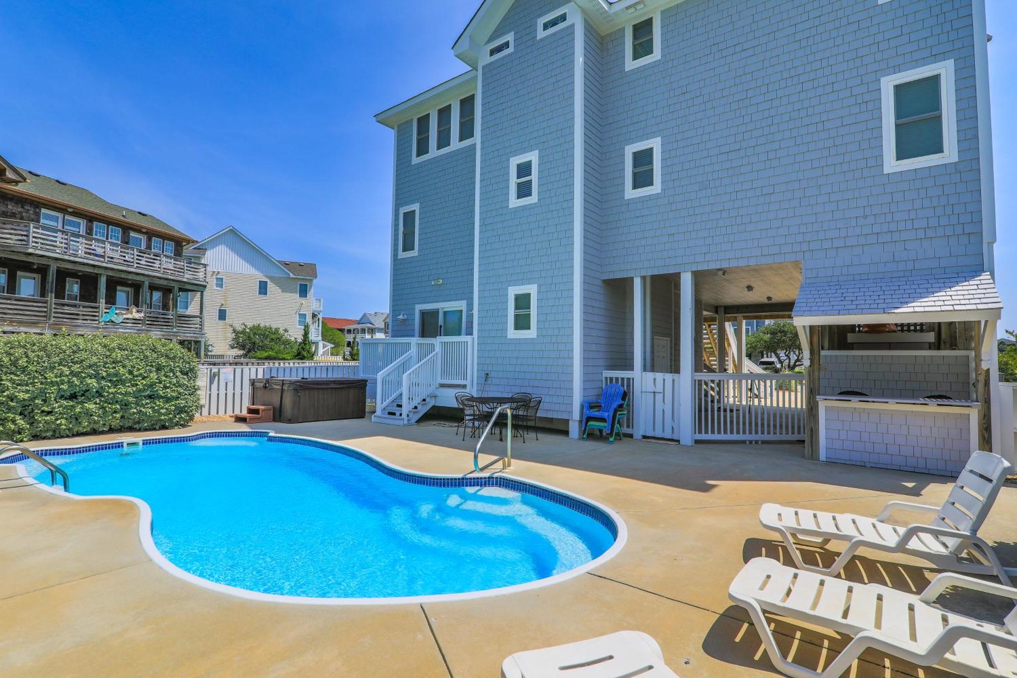 5435 - Carolina Gray By Resort Realty
