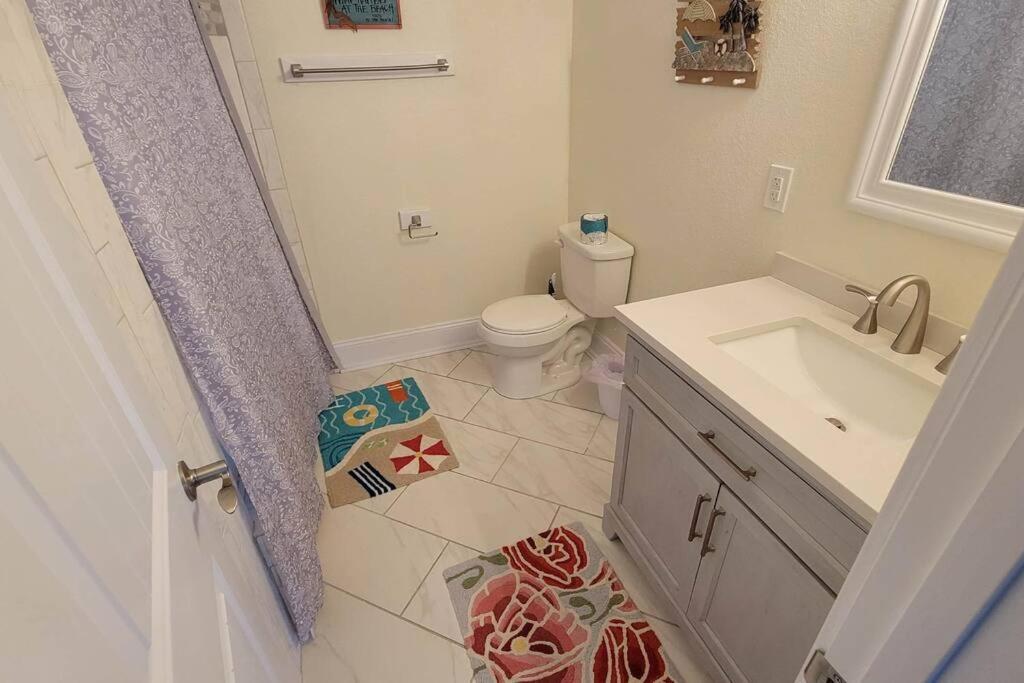 6812 Rd, Semi Oceanfront, Pool, Hot Tub Holiday home *