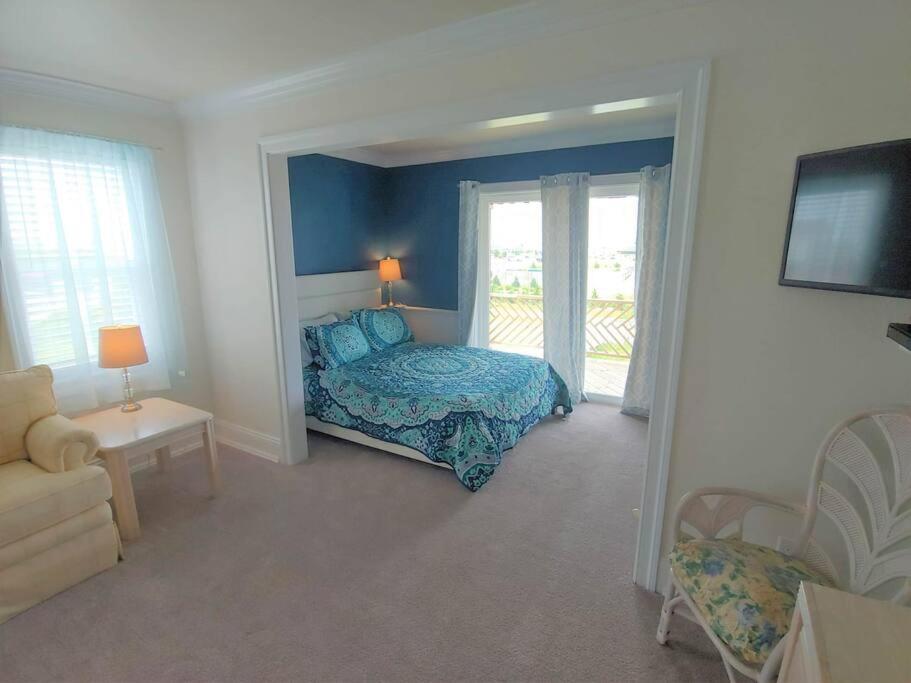 6812 Rd, Semi Oceanfront, Pool, Hot Tub Holiday home Nags Head