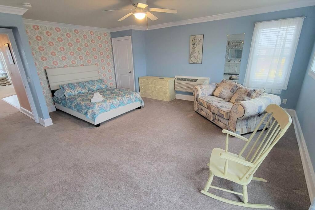 6812 Rd, Semi Oceanfront, Pool, Hot Tub Holiday home *