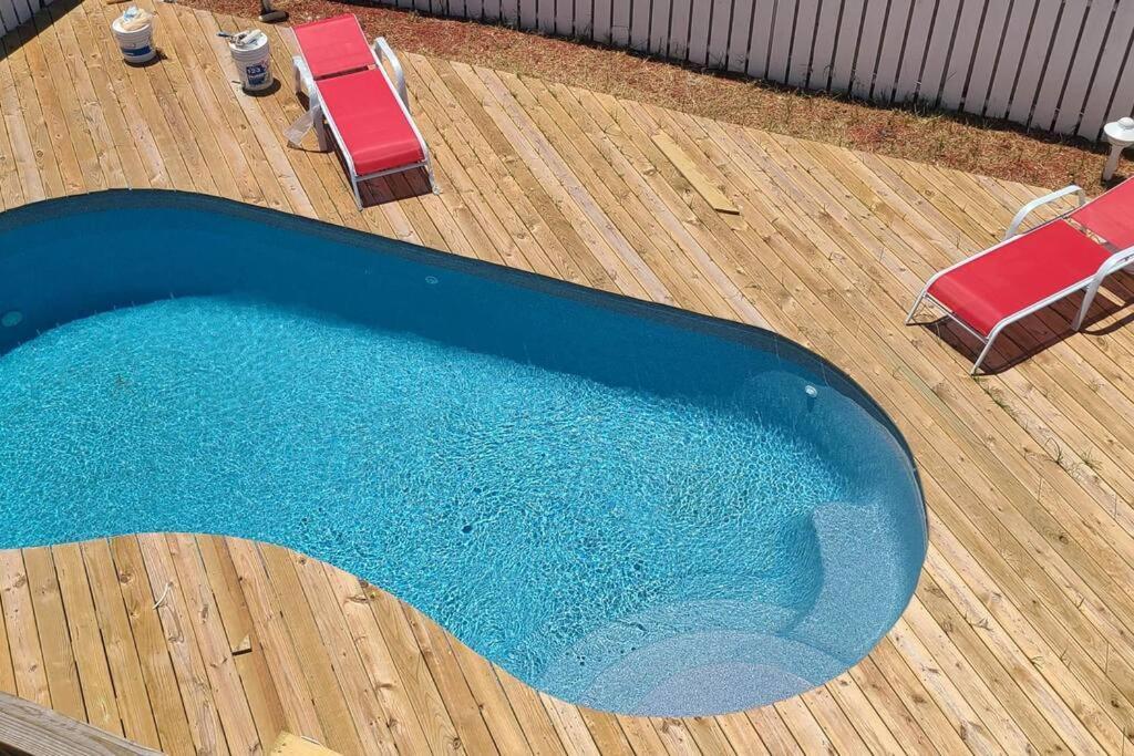 Holiday home 6812 Rd, Semi Oceanfront, Pool, Hot Tub *