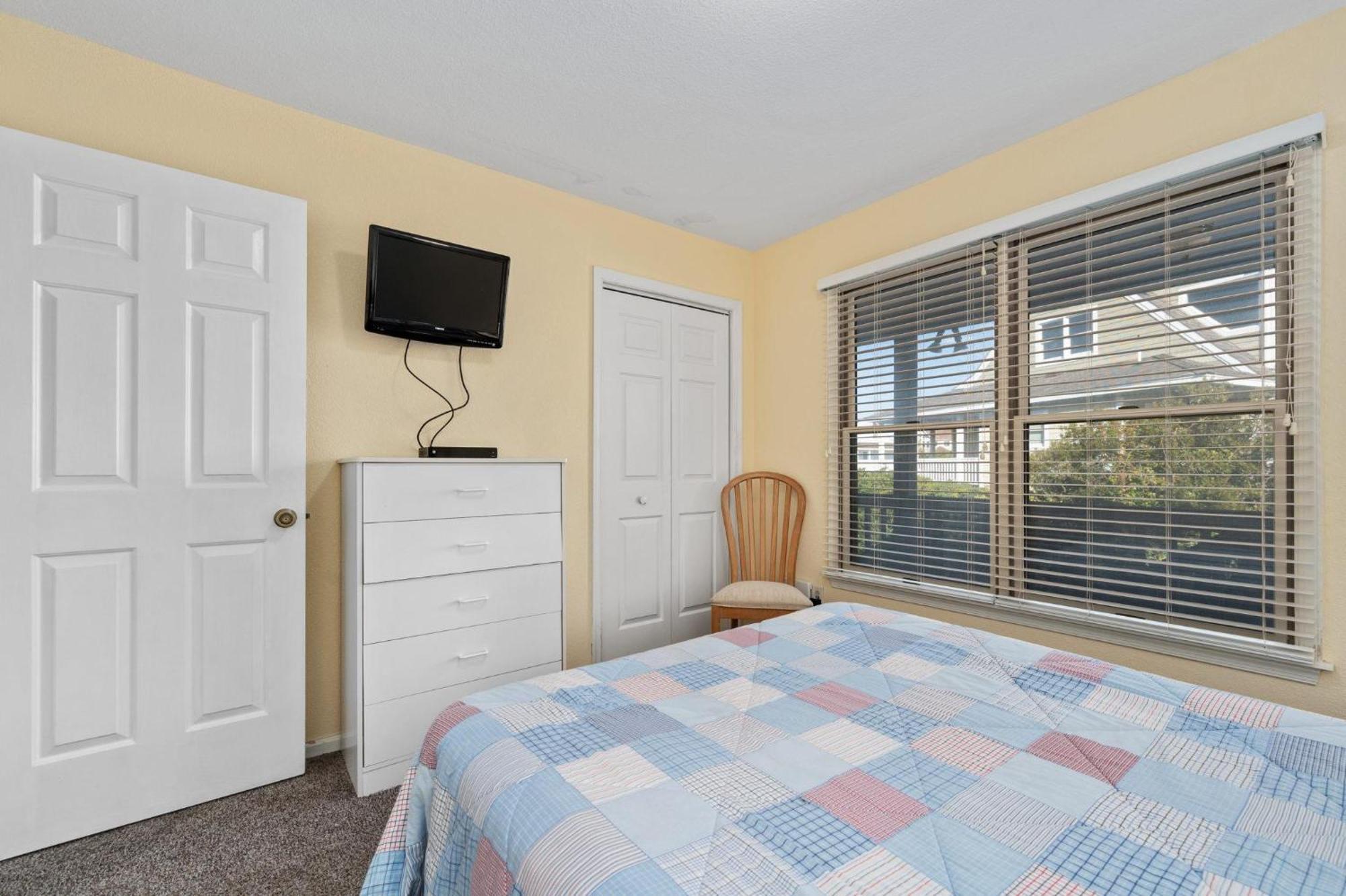 B20 Bay Meadow 20