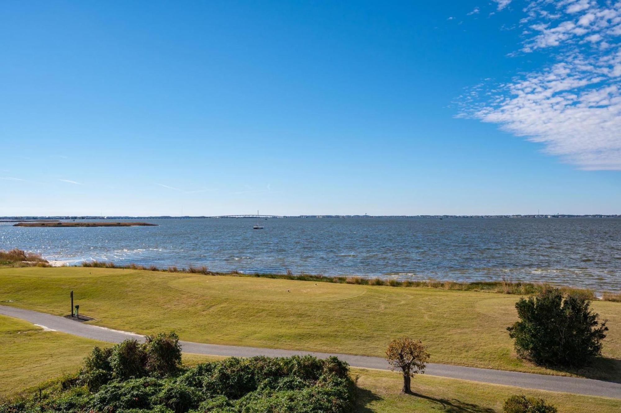 B20 Bay Meadow 20 * Nags Head