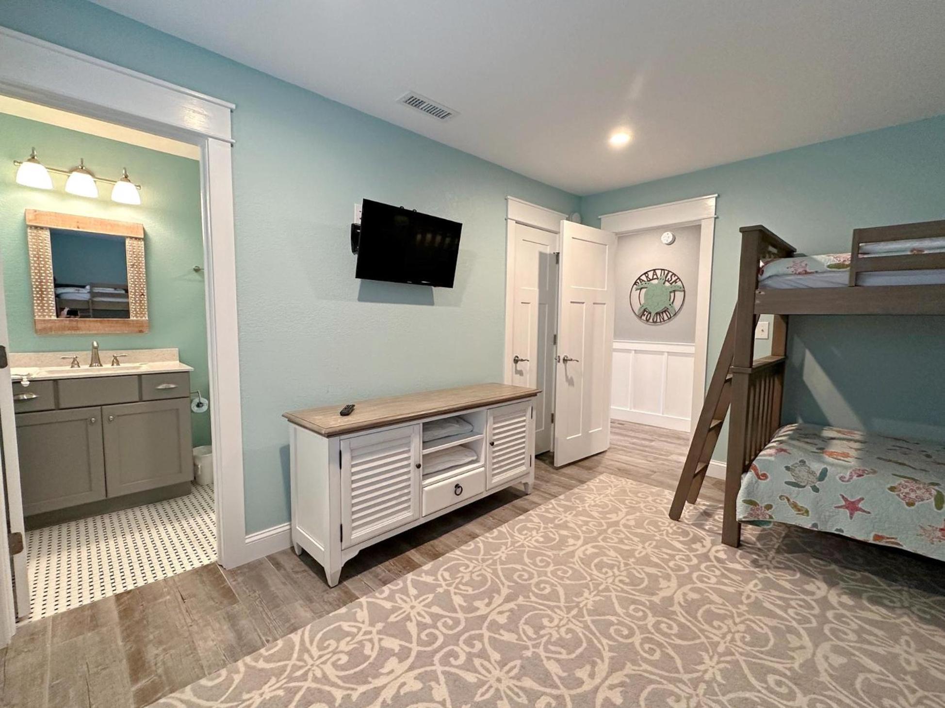 Holiday home Nh276 Toes In The Nags Head