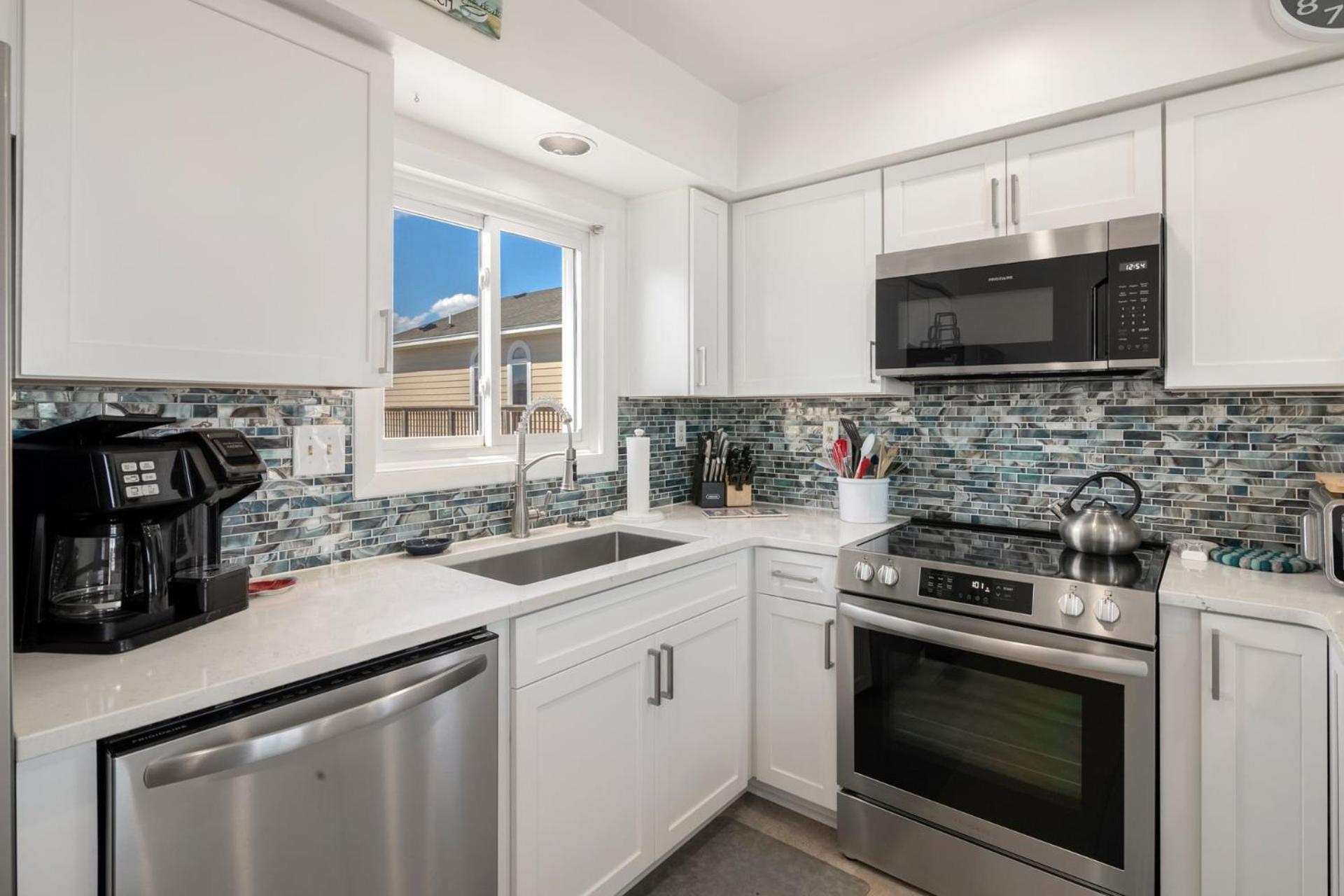 7045 Pocean Oceanfront *