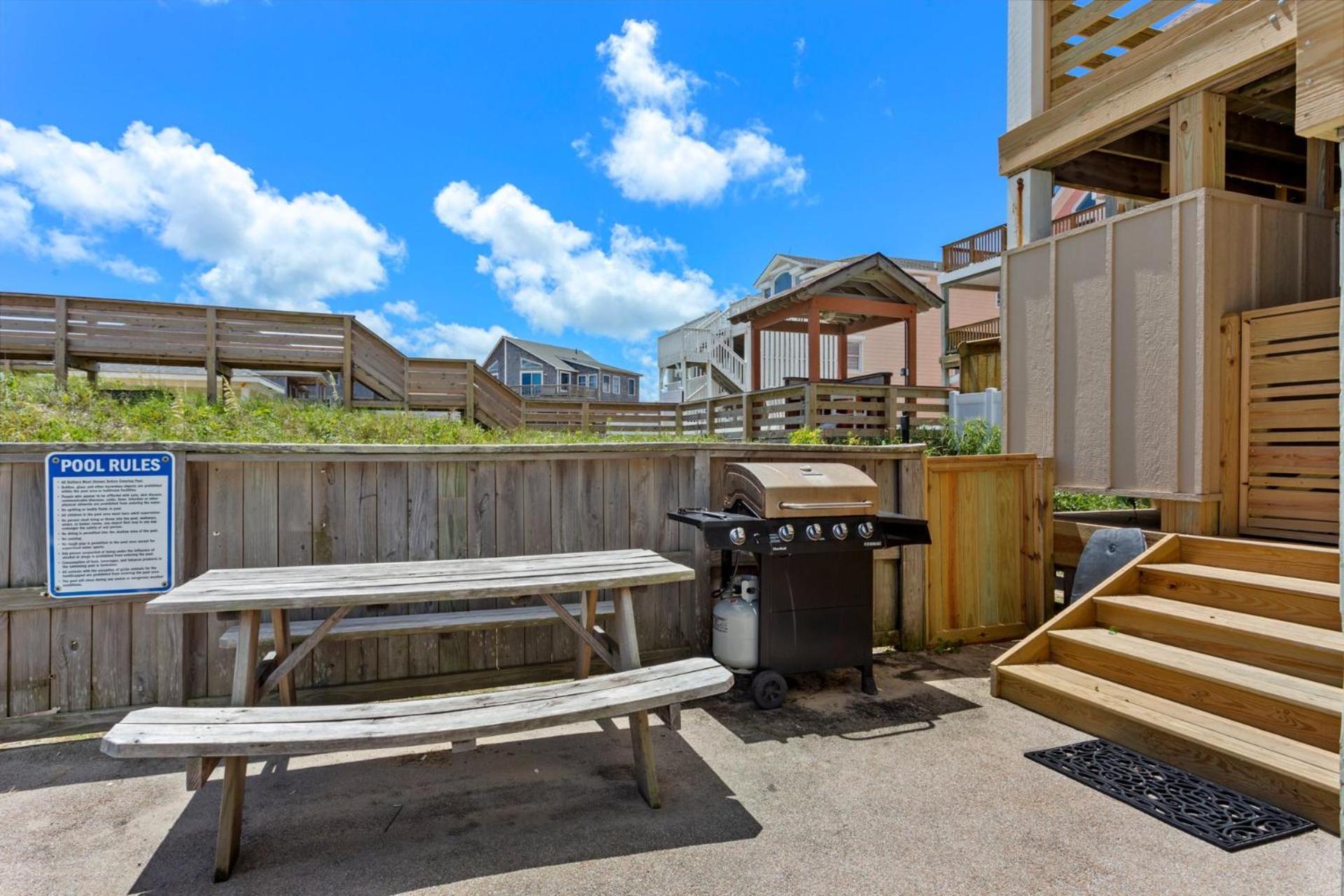 7081 Southern Breeze Oceanfront Pool Hot Tub * Nags Head