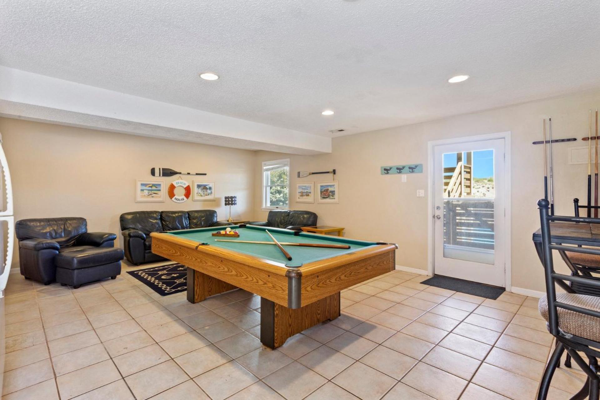 Holiday home 7081 Southern Breeze Oceanfront Pool Hot Tub Nags Head