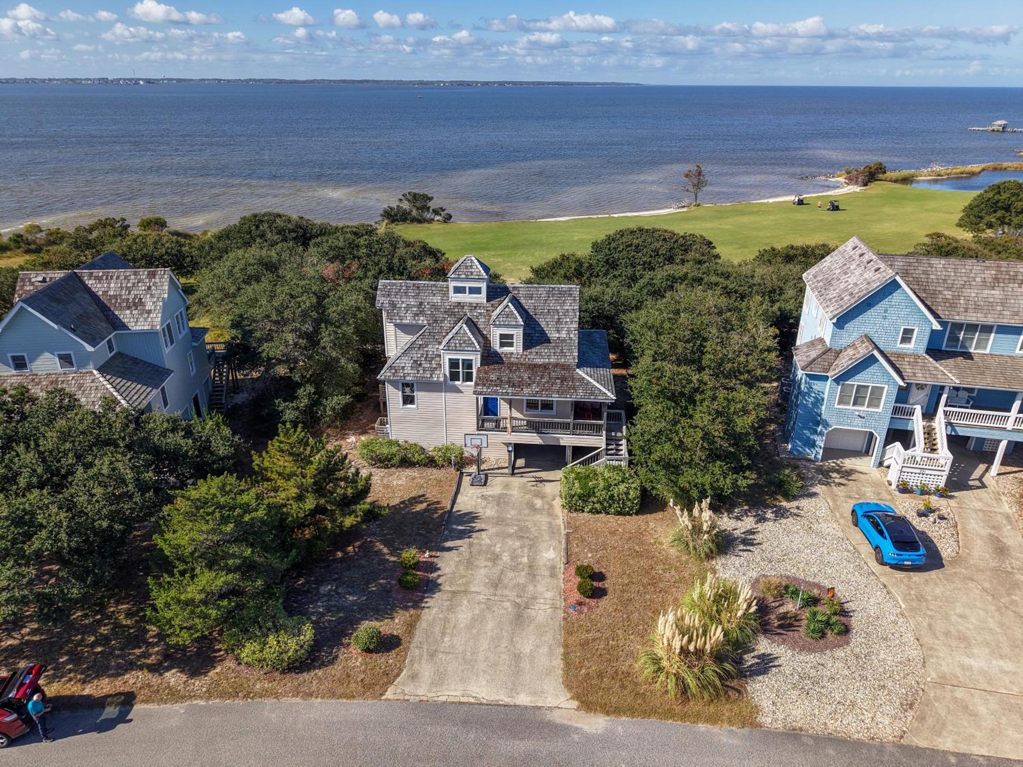 Holiday home Waterfront Luxury W-beach Resort-pool-golf-tennis-fishing & Views! *
