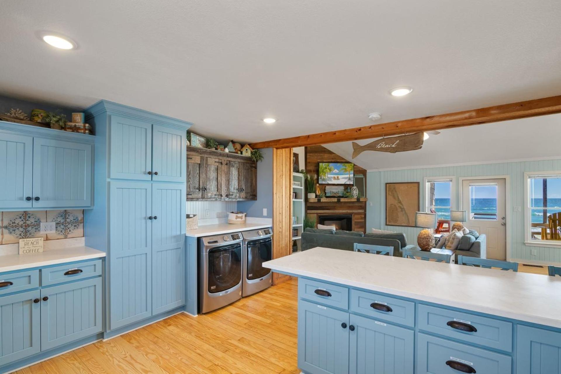Holiday home 7060 Tides Times Oceanfront Pool Hot Tub