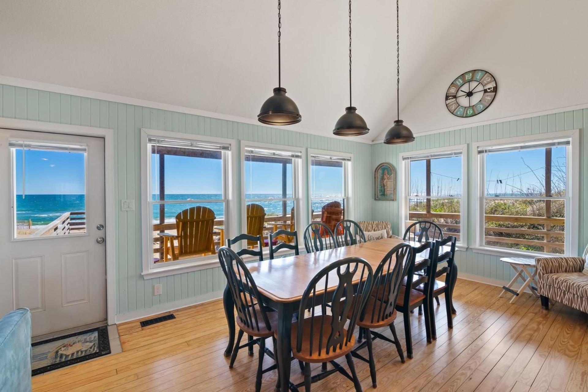Holiday home 7060 Tides Times Oceanfront Pool Hot Tub Nags Head