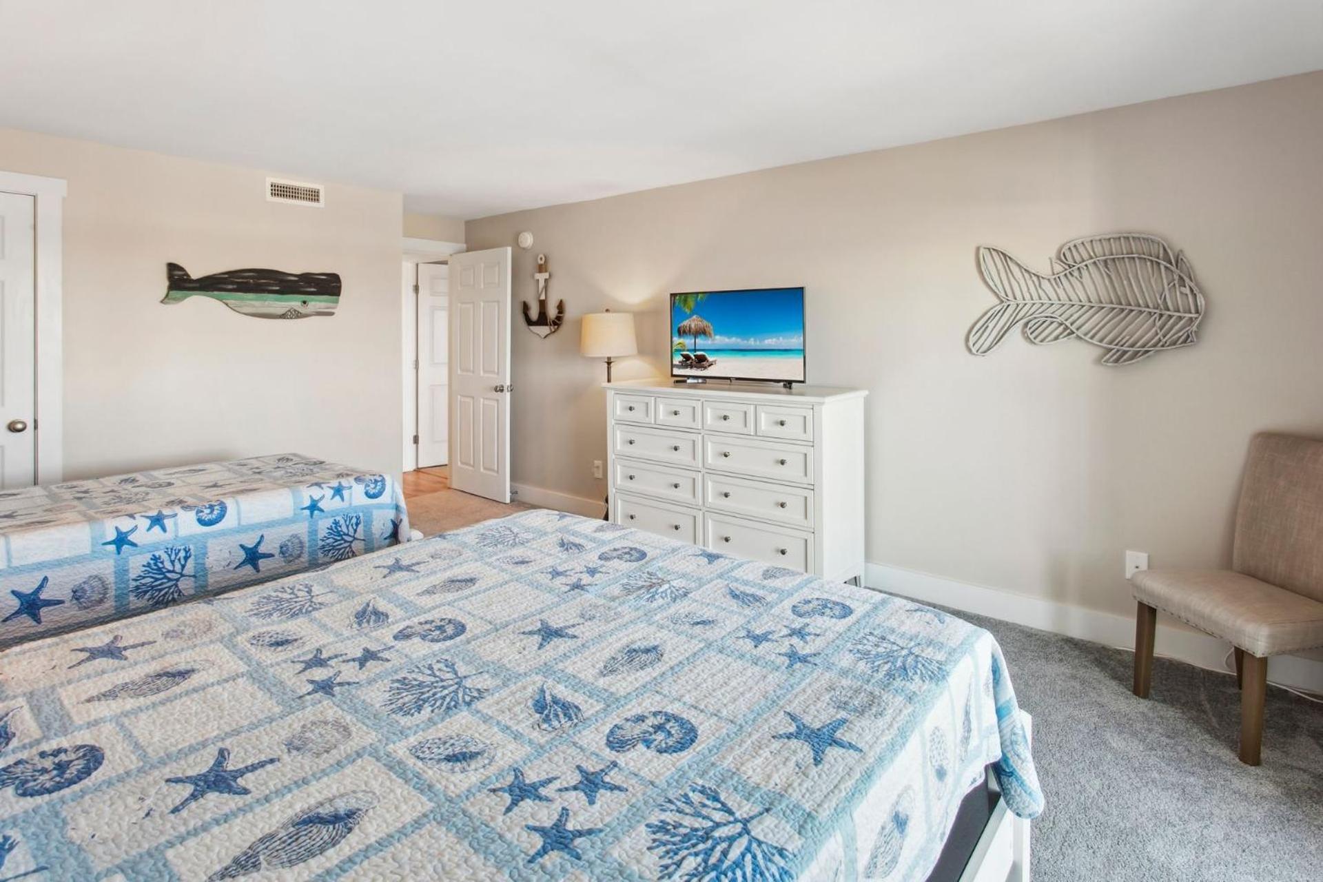 Yc301 Yachtsman Oceanfront Community Pool