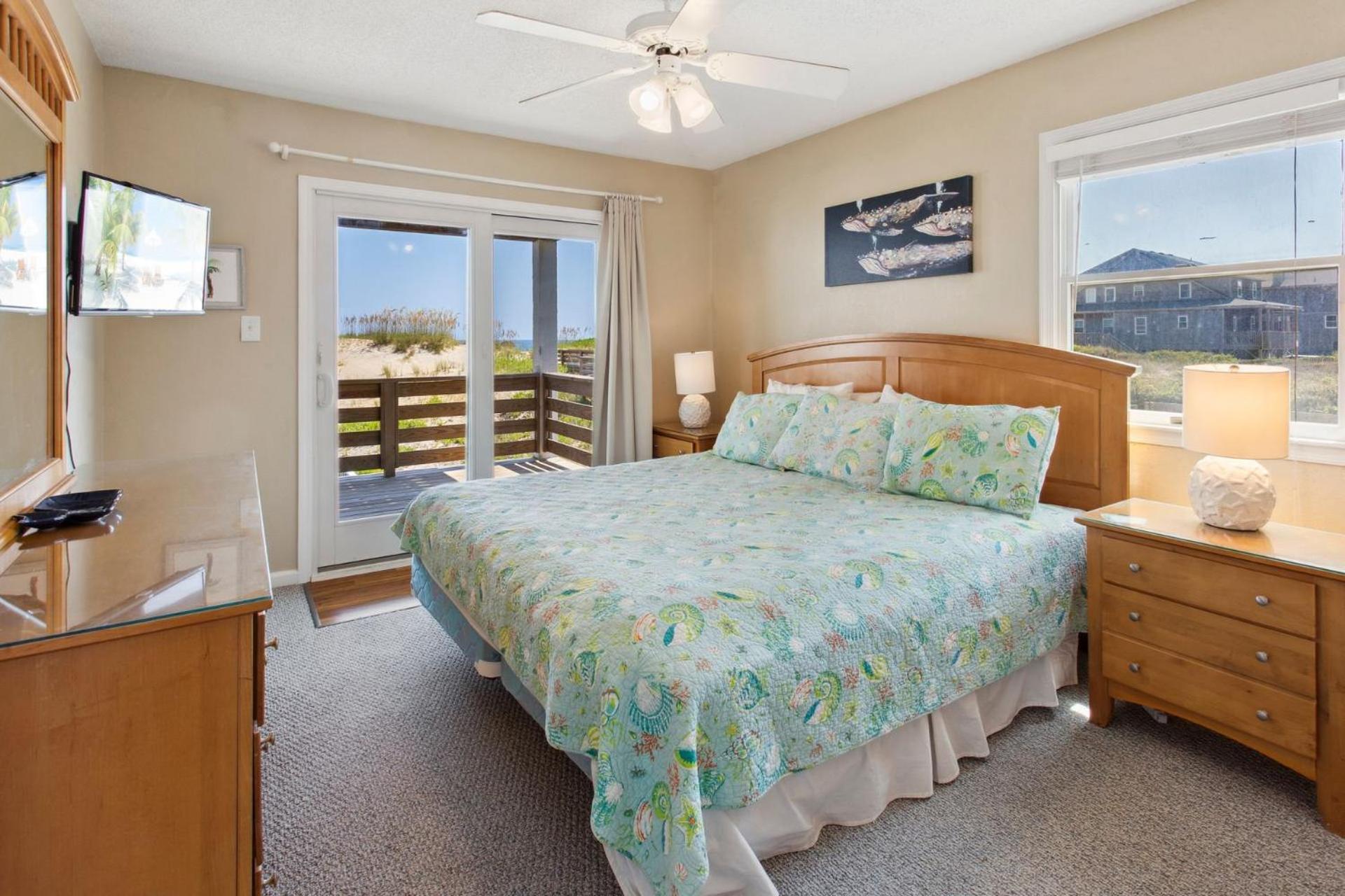 Holiday home 7081 Southern Breeze Oceanfront Pool Hot Tub *