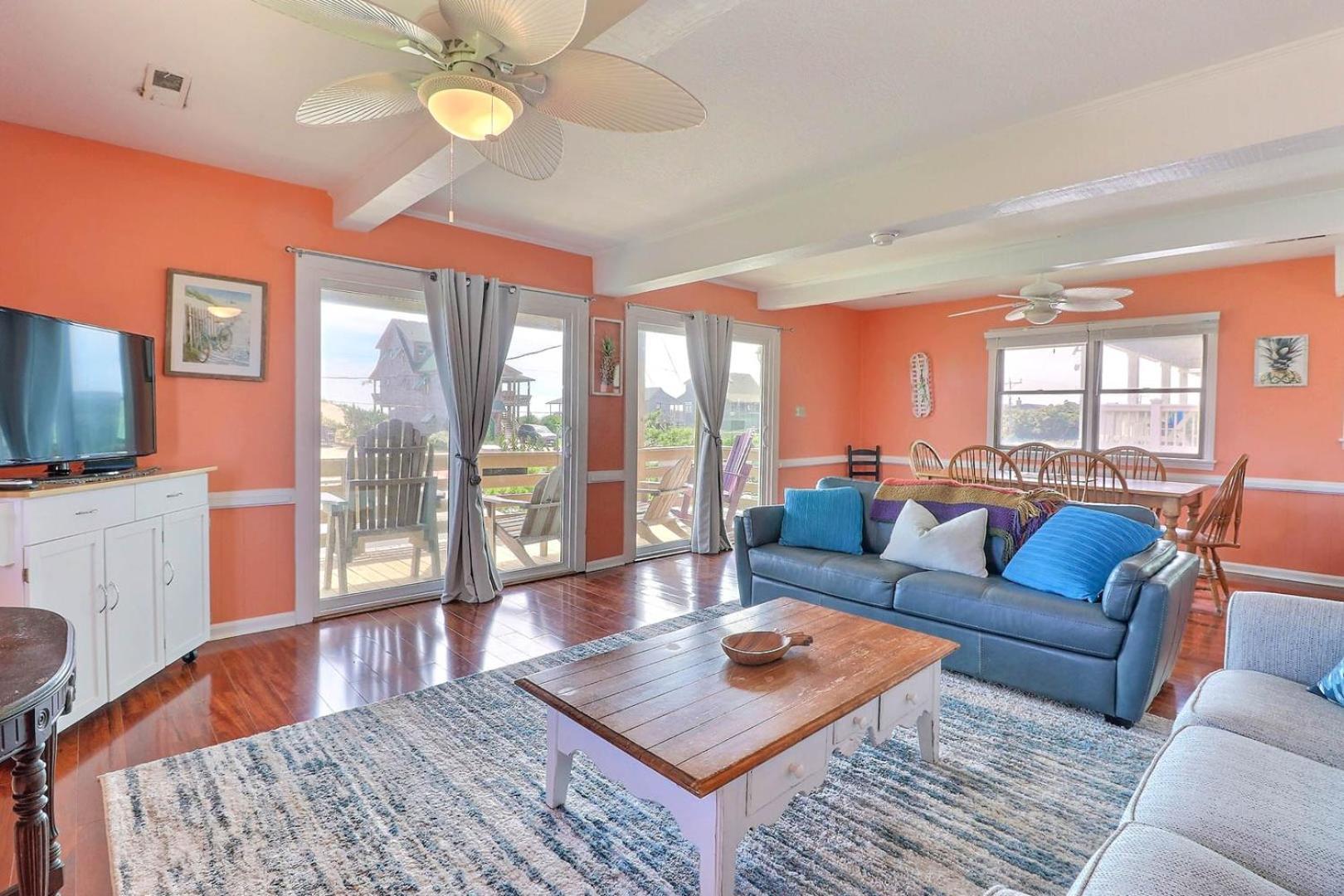 6129 Lady Jane Semi-oceanfront Hot Tub Holiday home