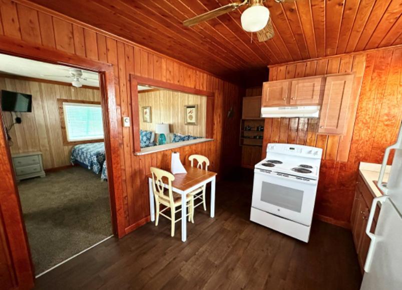Motel Spur *