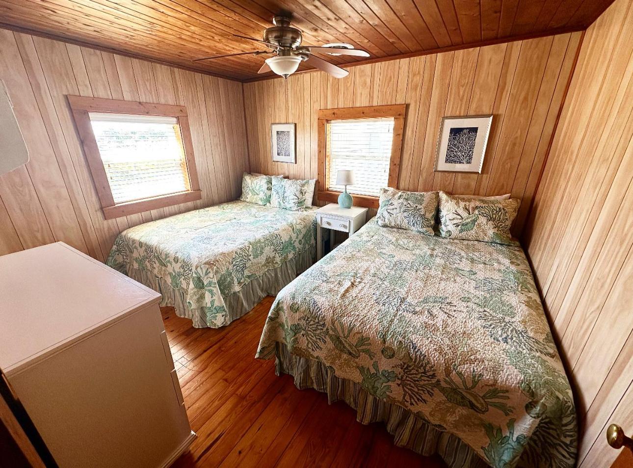 Spur Motel *