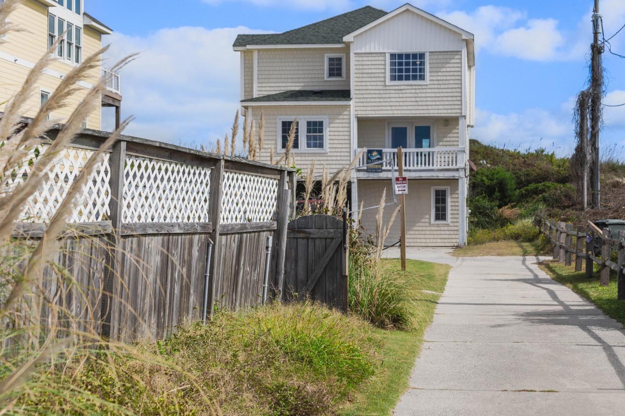 6175 Longview Oceanfront *