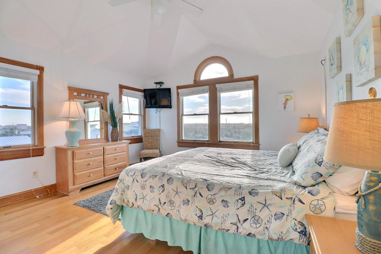 7030 Explorers Beacon Oceanfront Poolhot Tub Nags Head