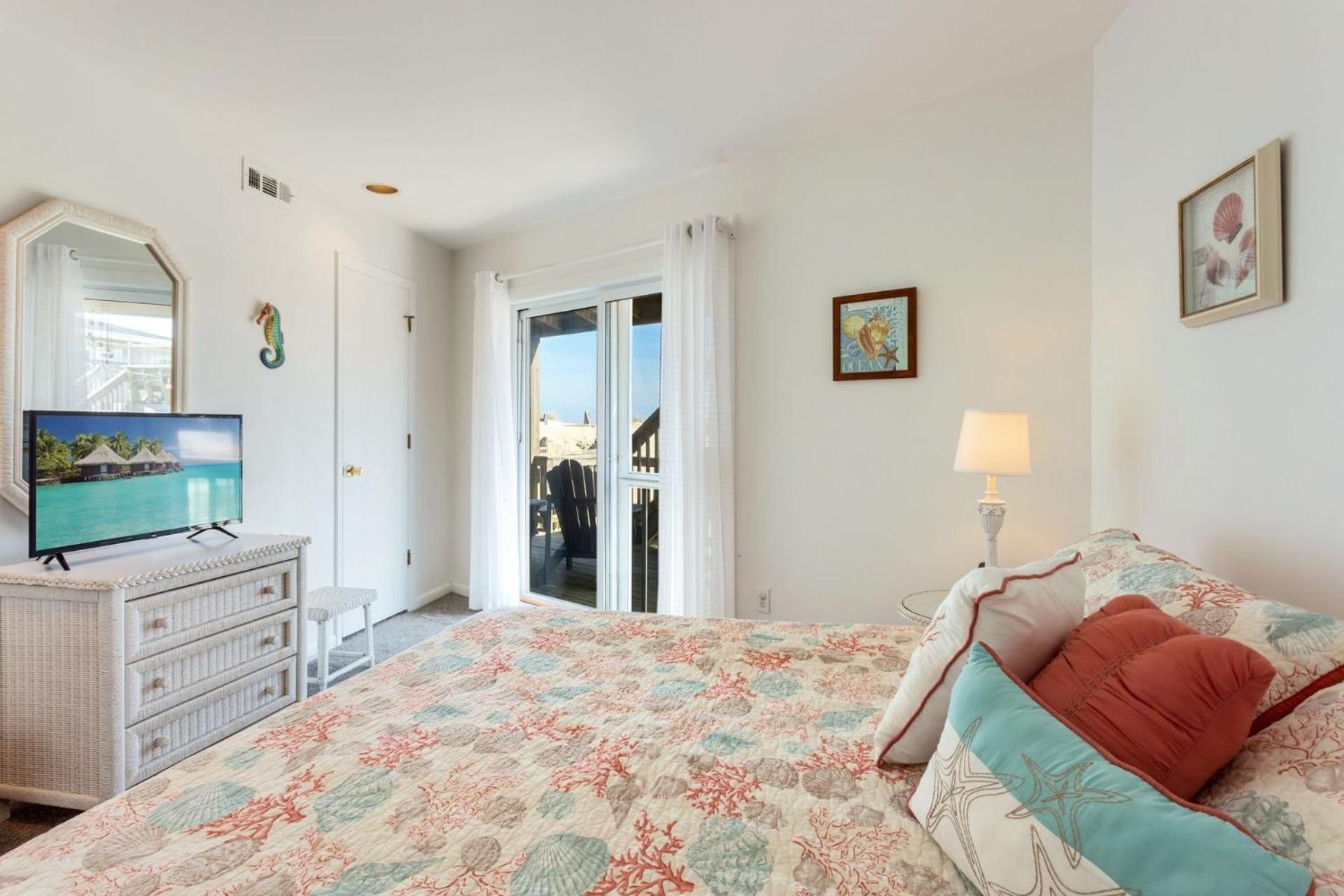 7045 Pocean Oceanfront *
