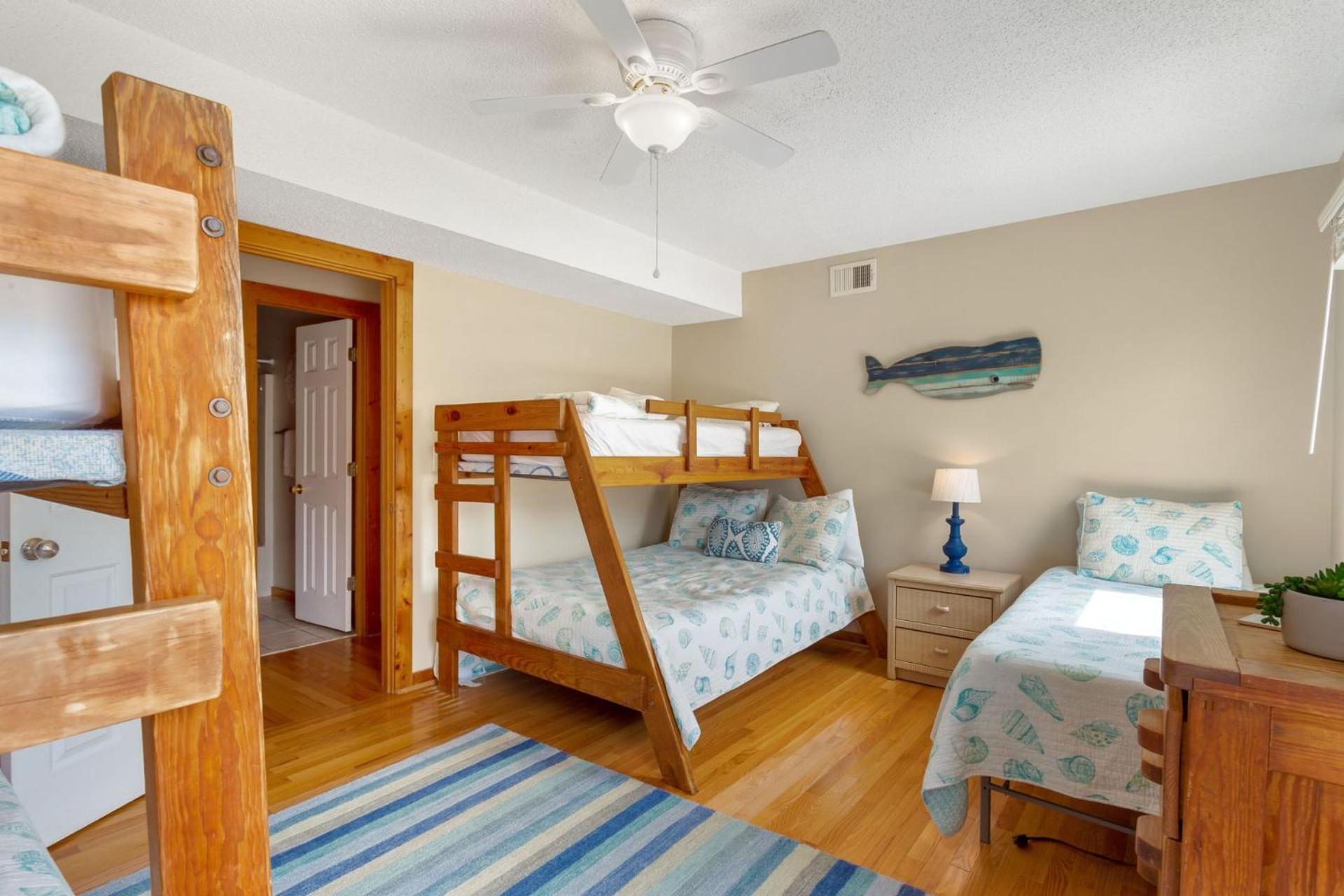 7041 Toes In The Oceanfront Dog Friendly Holiday home *