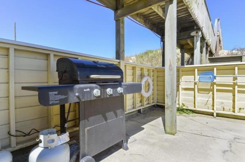 Holiday home 7080 Cool Breeze Oceanfront Pool Elevator Nags Head