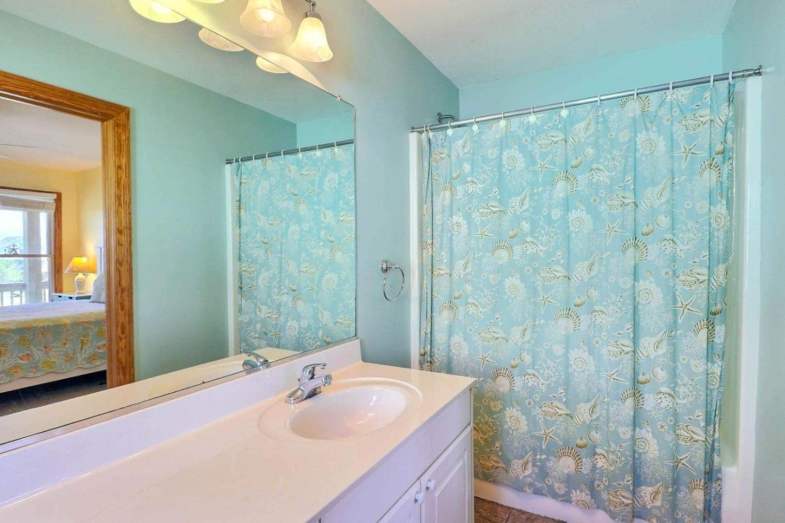 7080 Cool Breeze Oceanfront Pool Elevator Nags Head