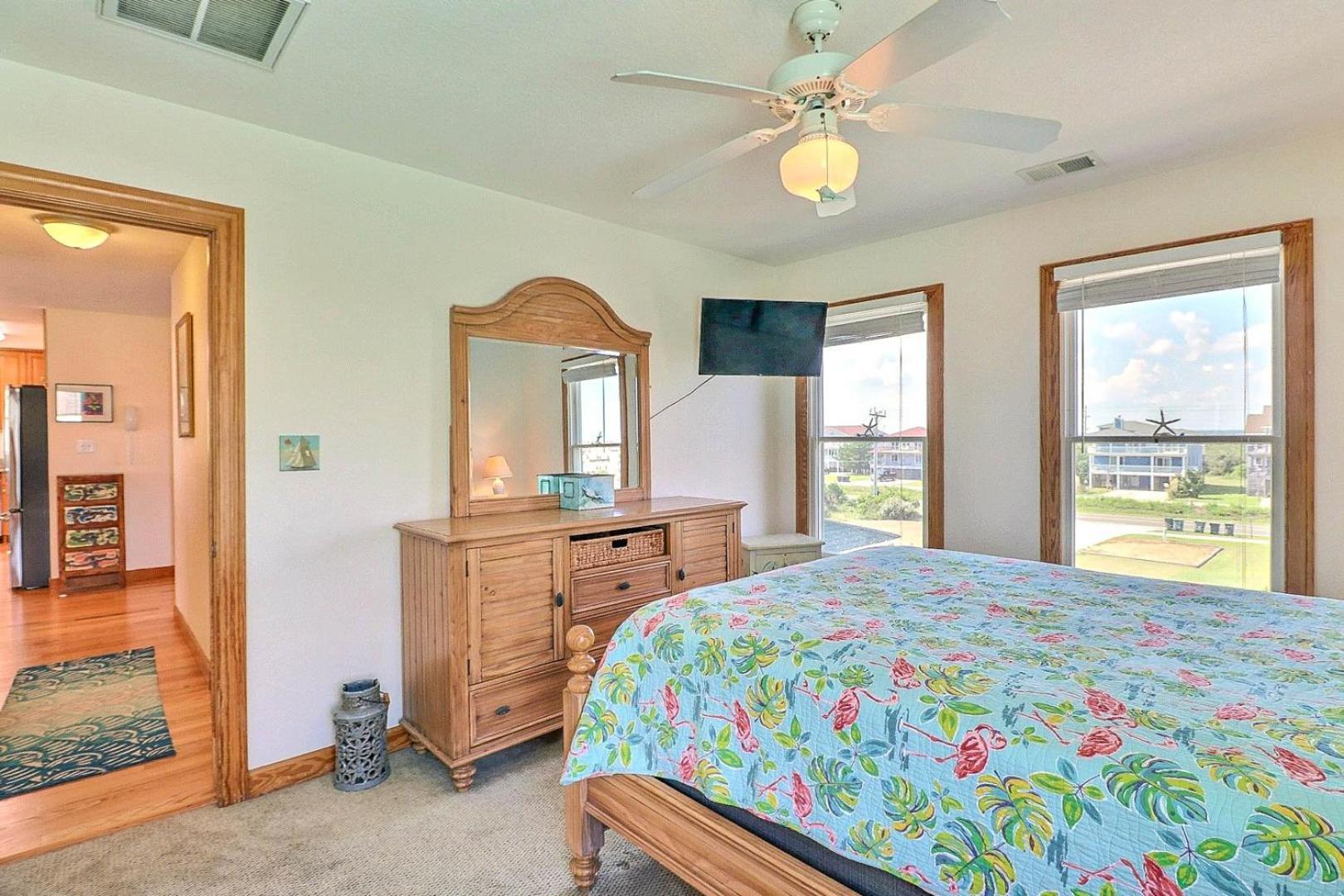 Holiday home 7080 Cool Breeze Oceanfront Pool Elevator *