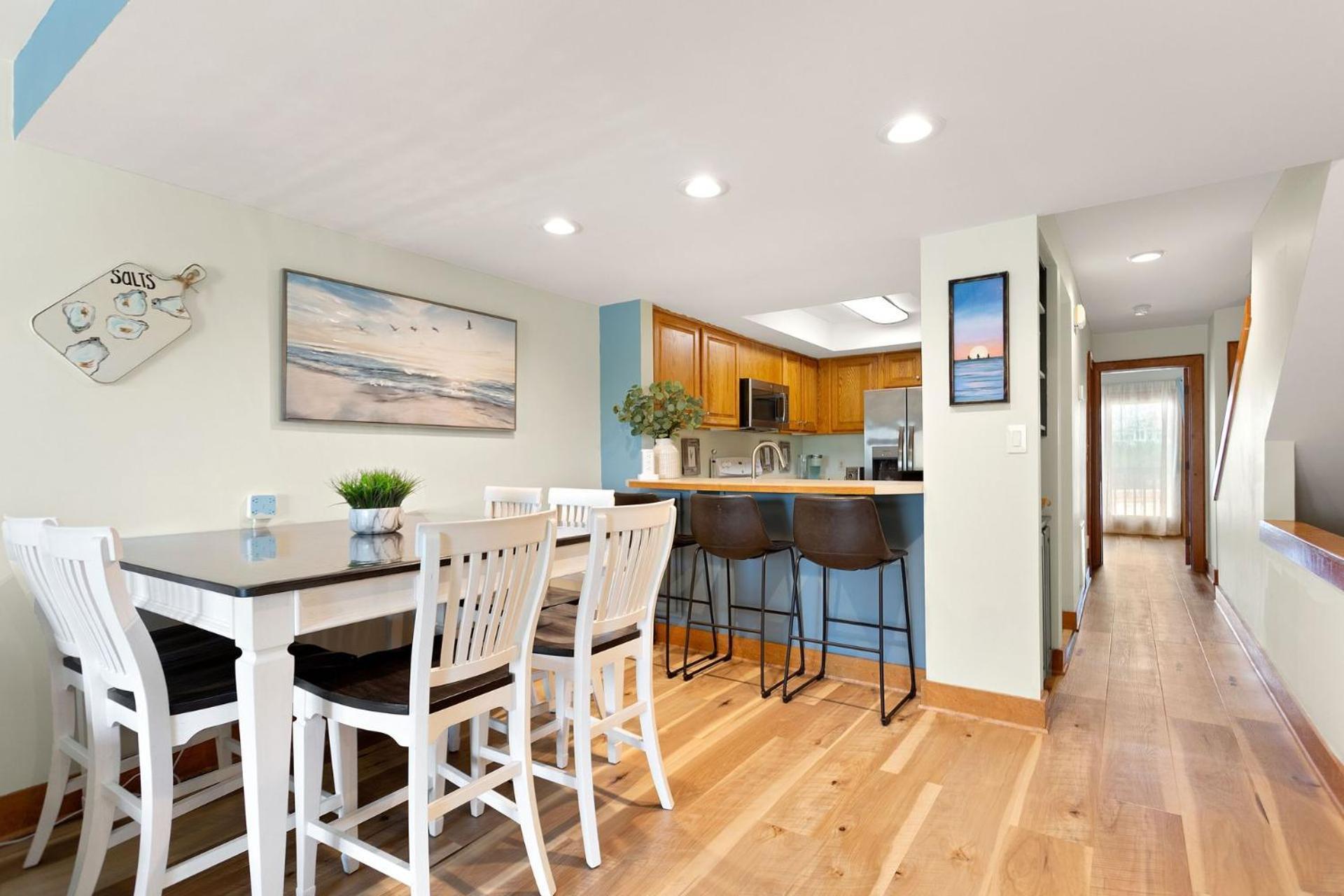 Qcb5 Saltaire Sunrise Oceanfront Apartment