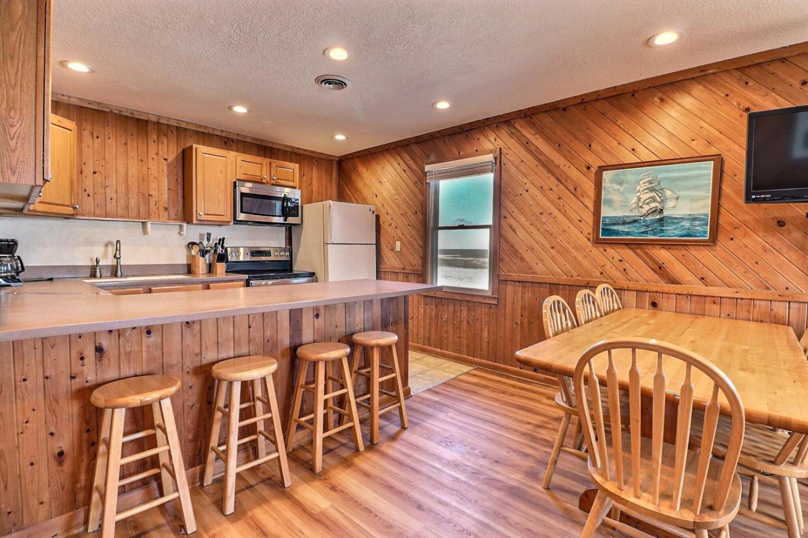 7144 Sabah Vacations Oceanfront Dog Friendly Holiday home Nags Head