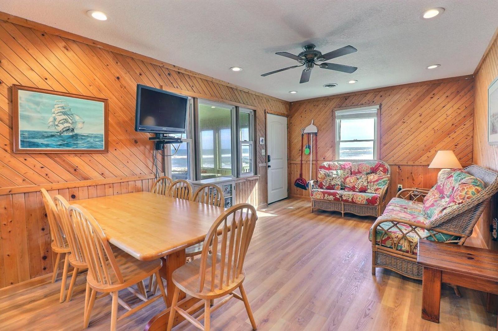7144 Sabah Vacations Oceanfront Dog Friendly Holiday home Nags Head