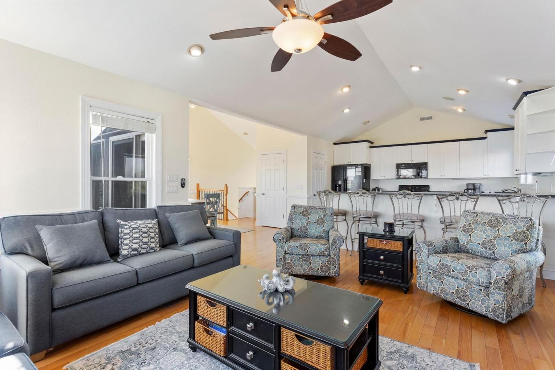 6107 No Wake Zone 4 Min Walk To Pool Holiday home