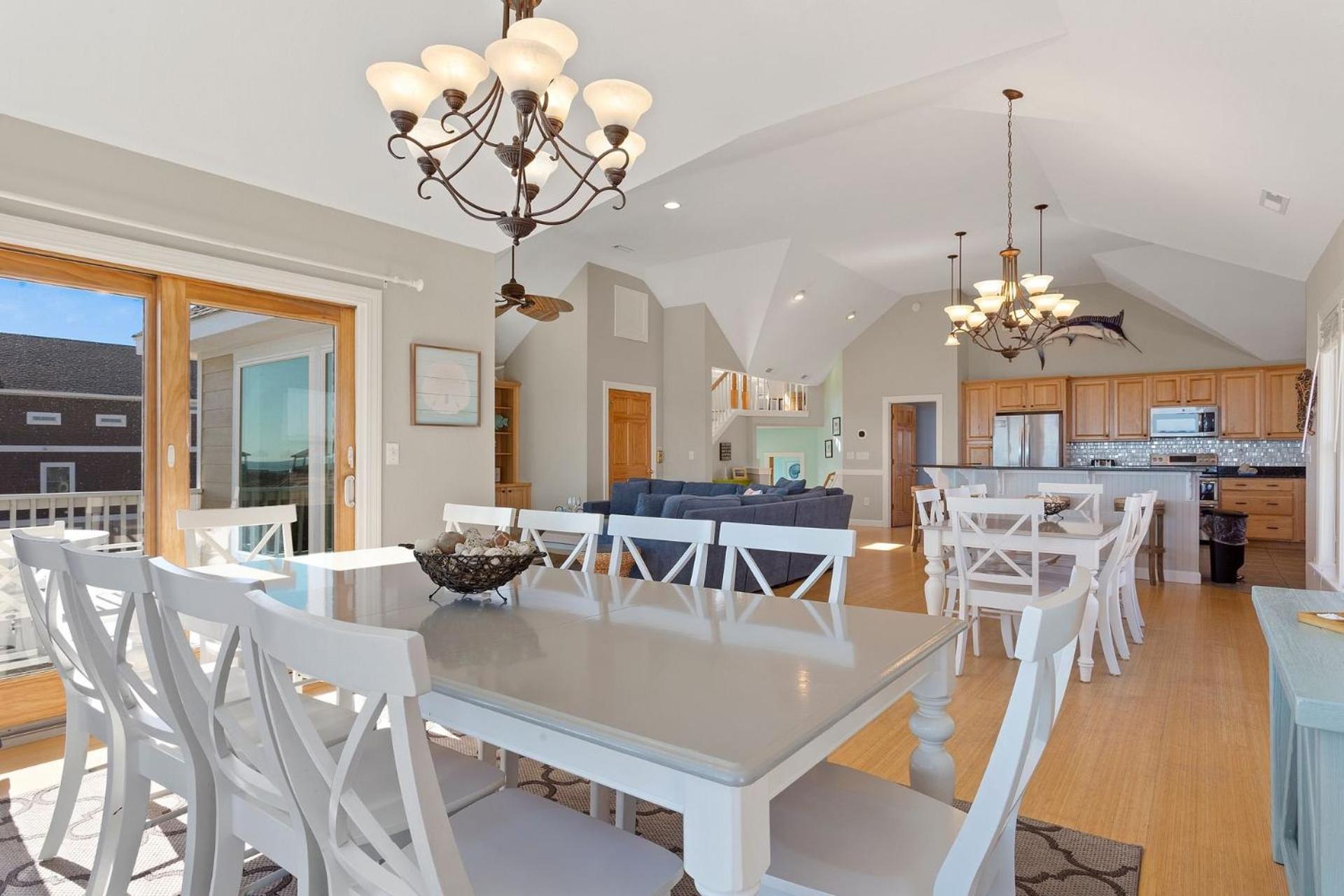 Holiday home Just Fab 8 Bedrooms Oceanfront Luxury Saltwater Pool Elevator Game *