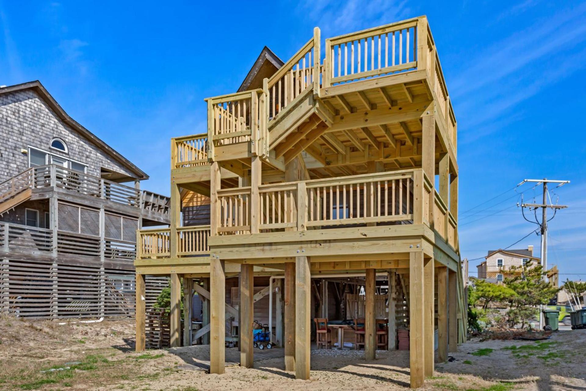 6129 Lady Jane Semi-oceanfront Hot Tub *