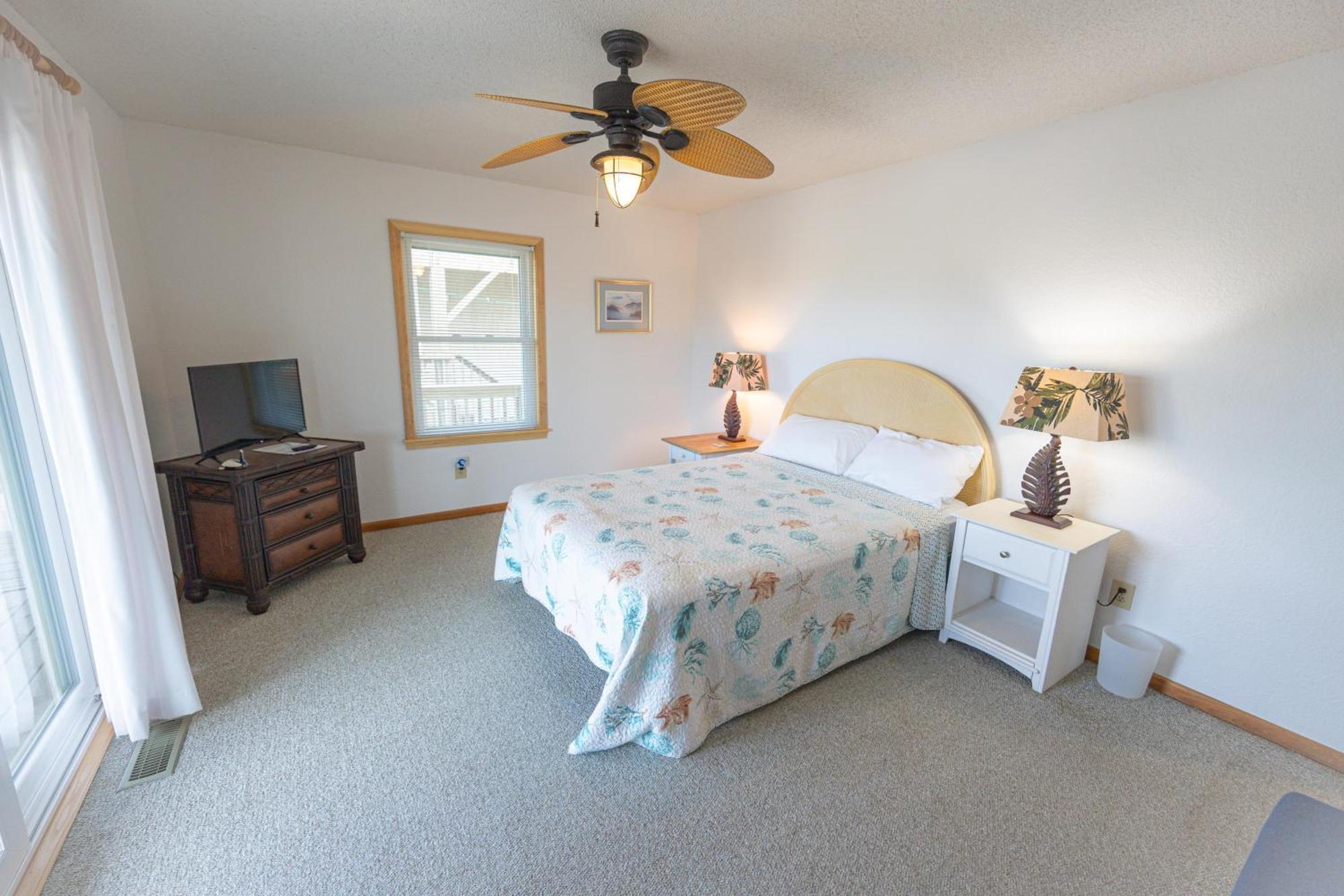 N2102- Sunny Daze Holiday home *
