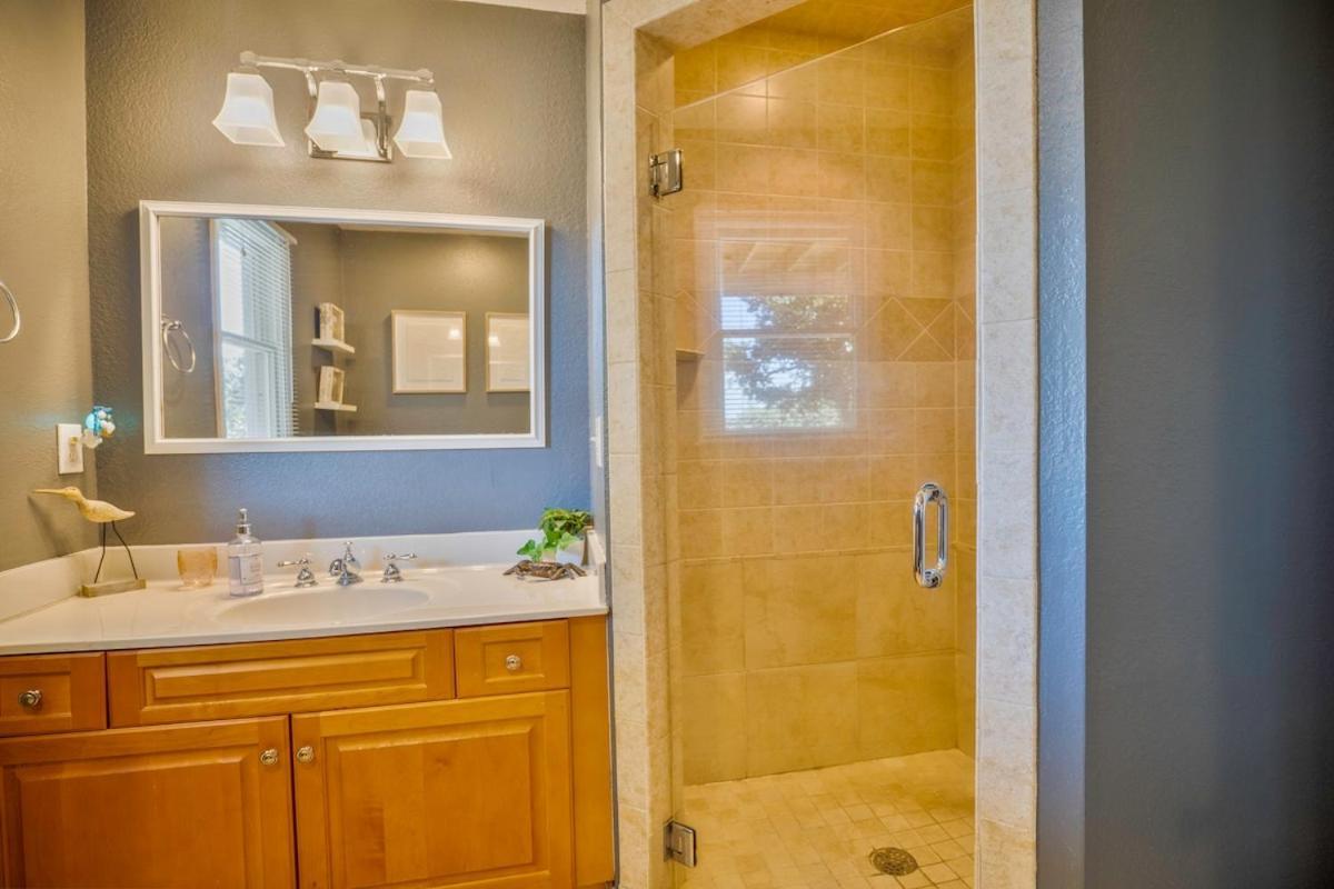 Waterfront Luxury W-beach Resort-pool-golf-tennis-fishing & Views! * Nags Head
