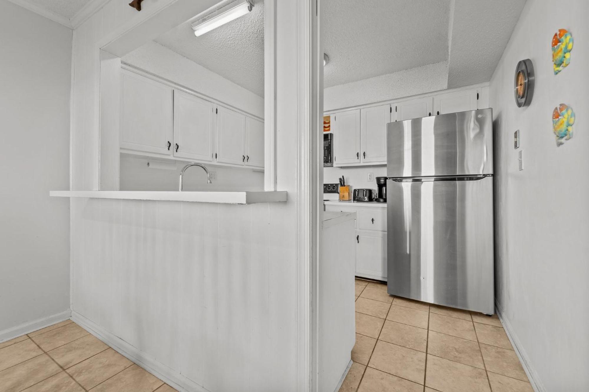 5440 - Baywatch By Realty
