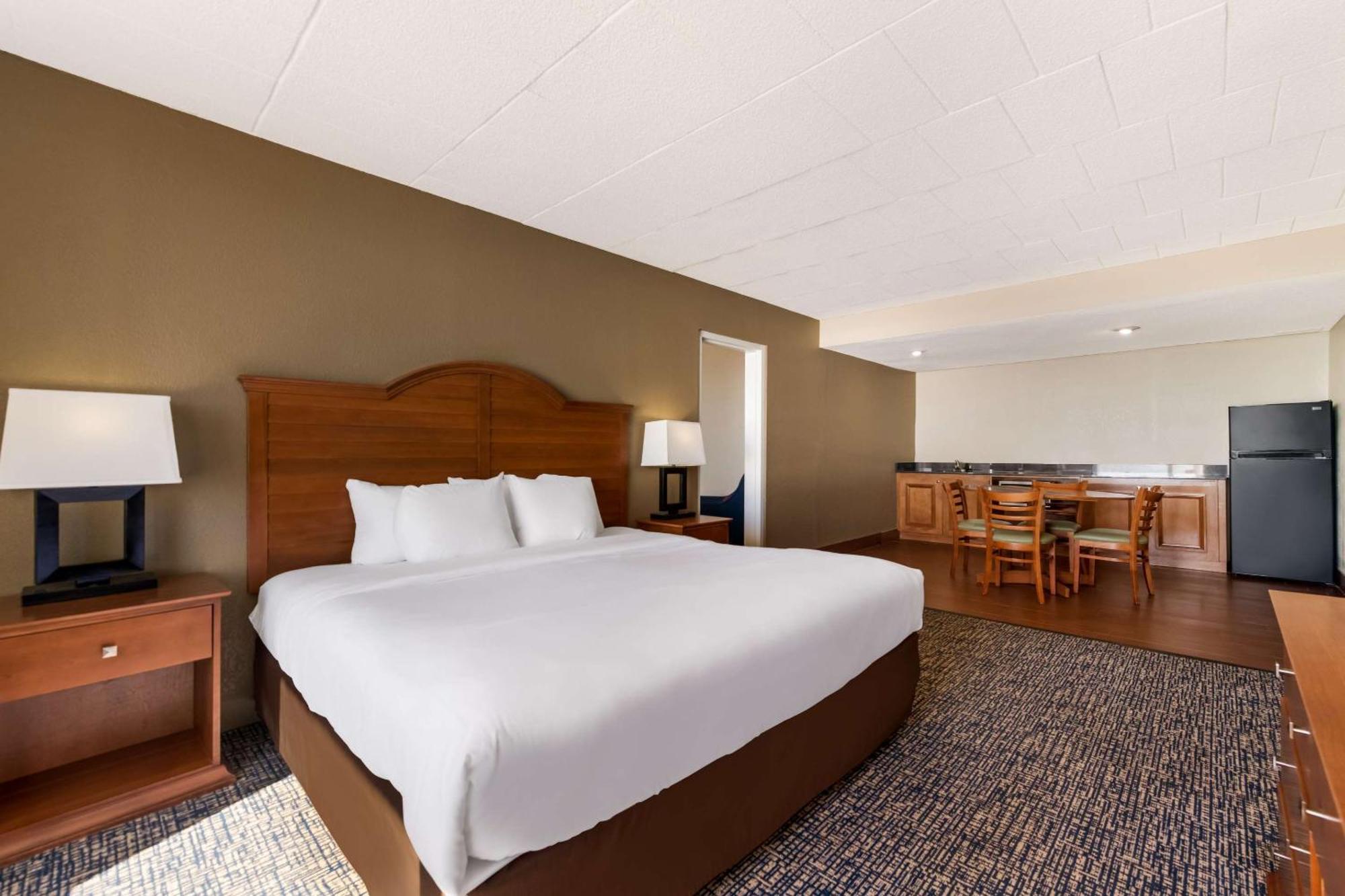 Comfort South Oceanfront 3* Nags Head