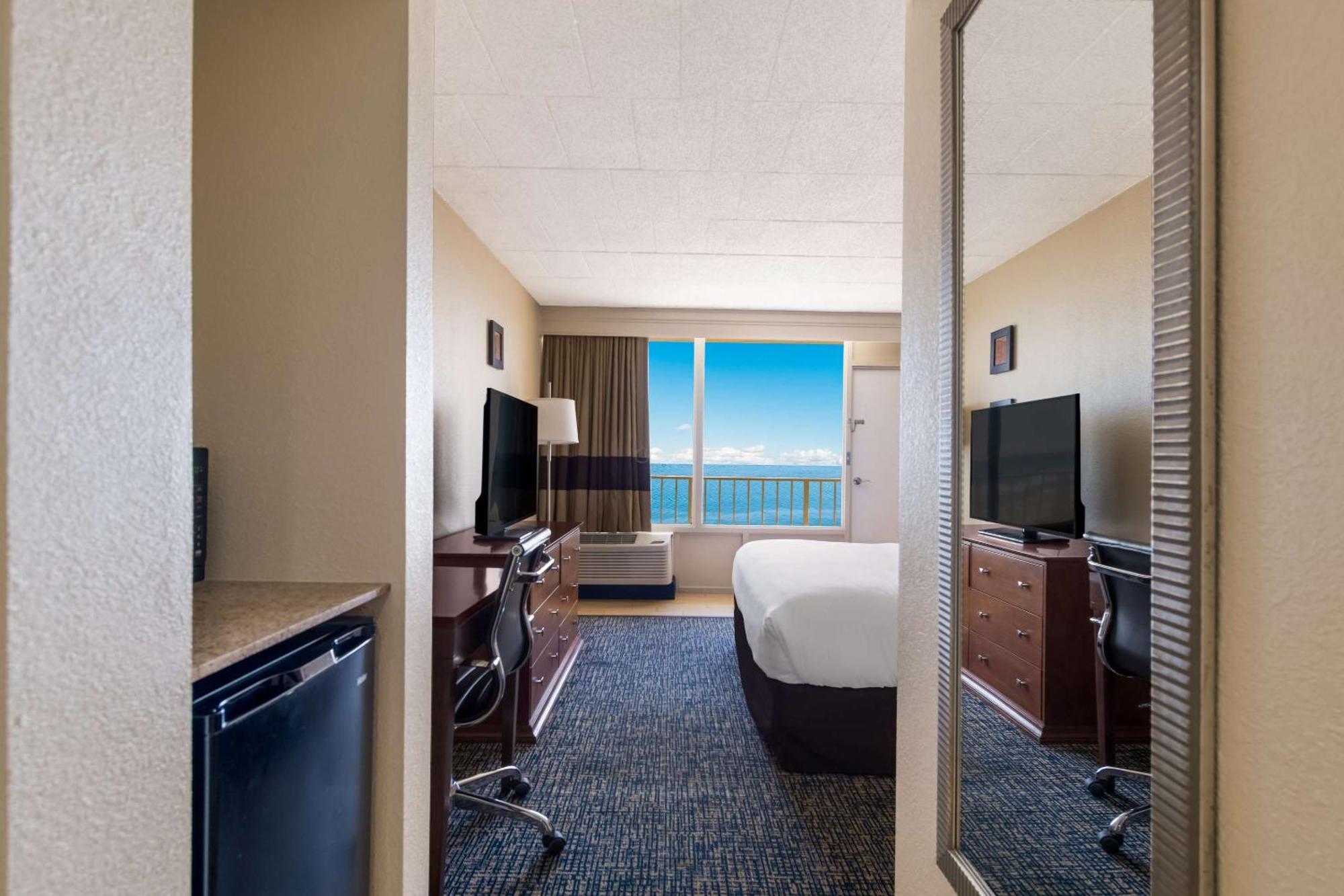 Comfort South Oceanfront Inn 3*