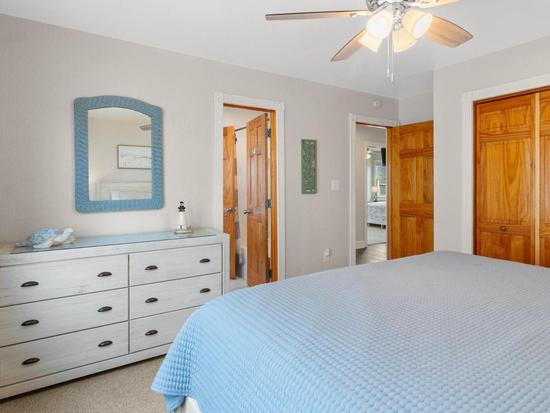 7005 Obx Attitude Oceanfront Pool Holiday home