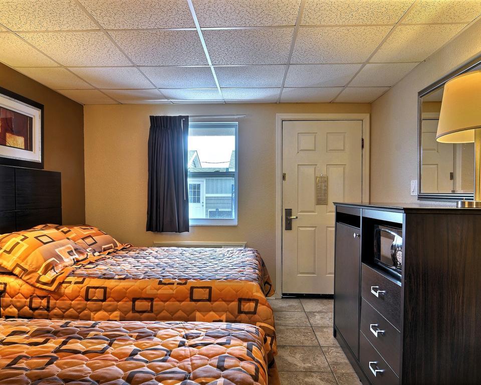 Hotel Rodeway &