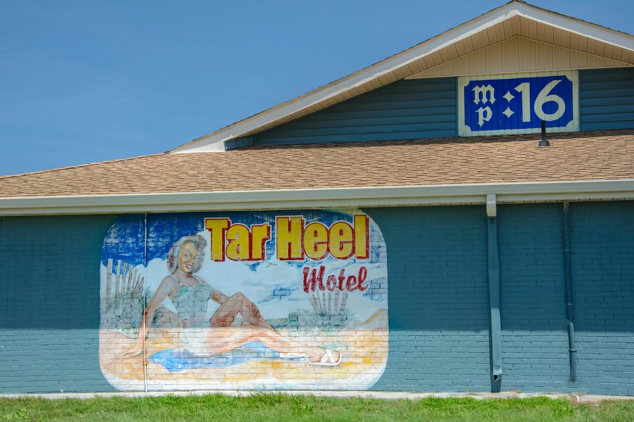 Motel Tar Heel 2*