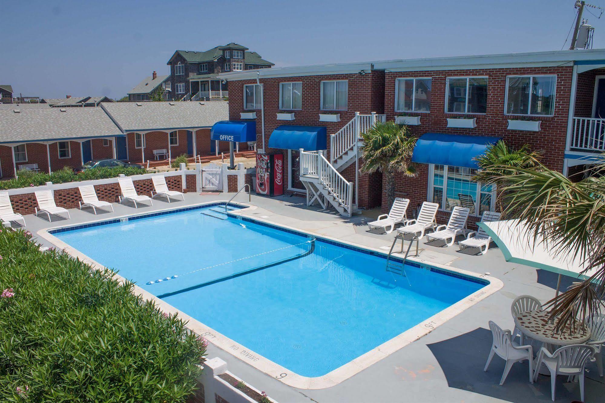 Colonial Motel 2*