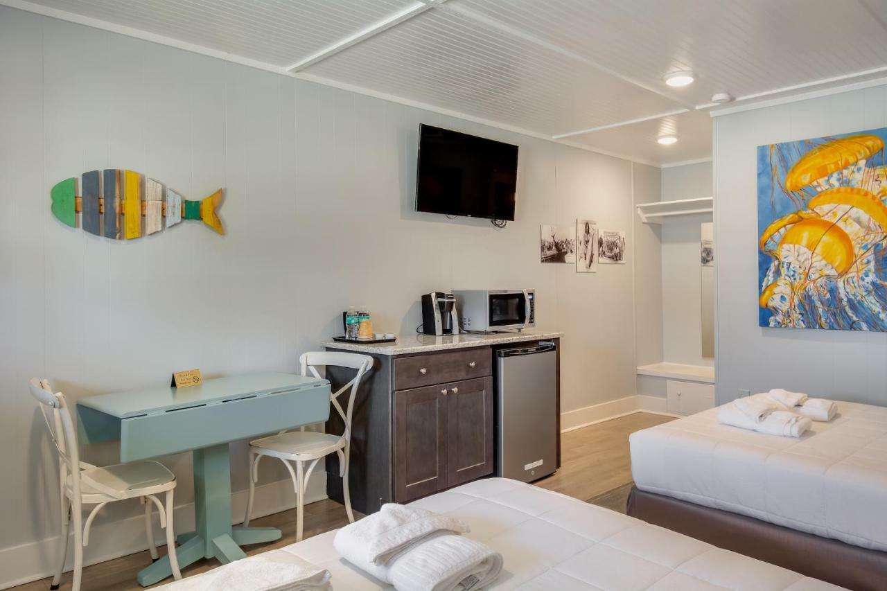 Tar Heel Motel 2*