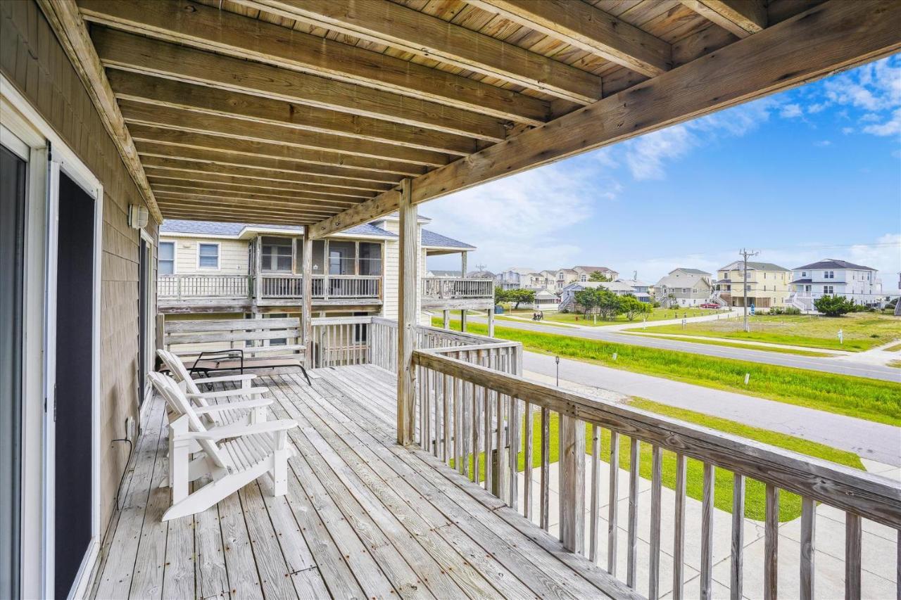 5863 - Belvidere East By Realty