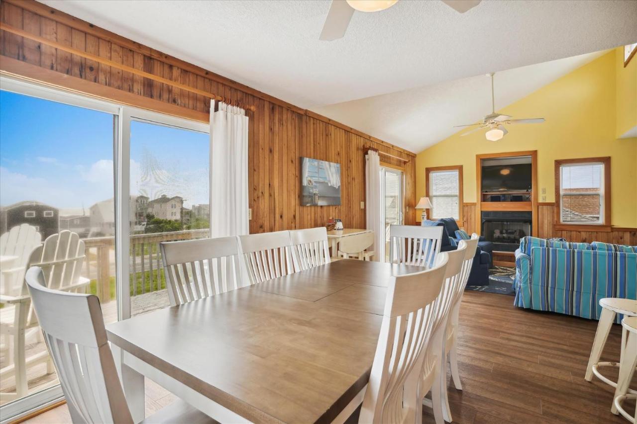 5863 - Belvidere East By Realty
